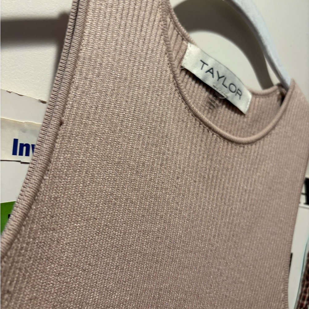 Taylor Maxi Dress - Picture 9 of 14